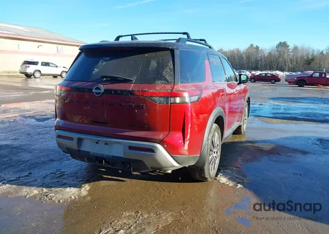 2024 Nissan Pathfinder Sl 4Wd z USA, uszkodzony, nr VIN 5N1DR3CD0RC203260